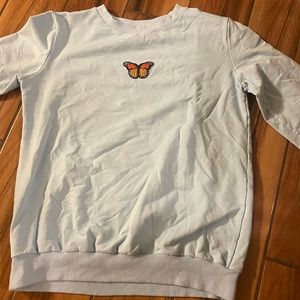 blue butterfly crewneck||new||size M